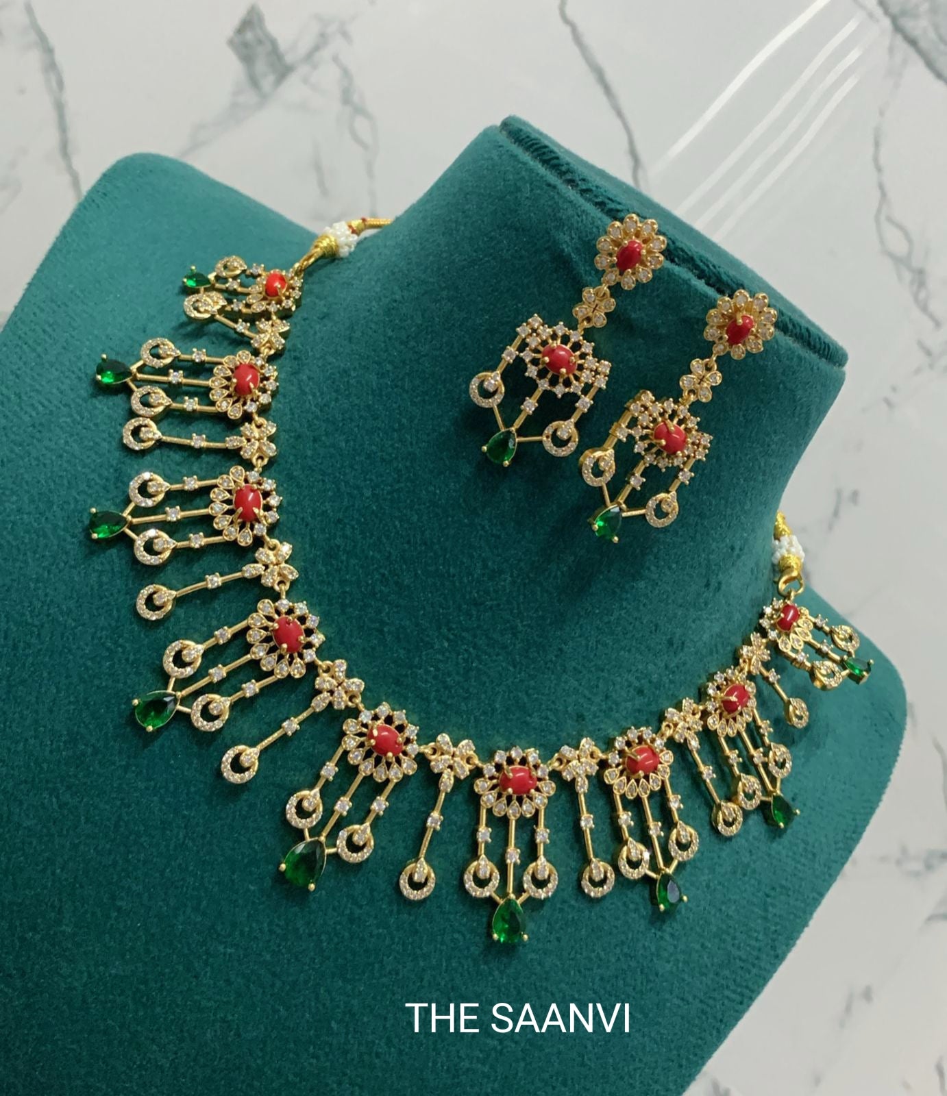 SANDRA CORAL AMERICAN DIAMOND STONE NECKLACE SET