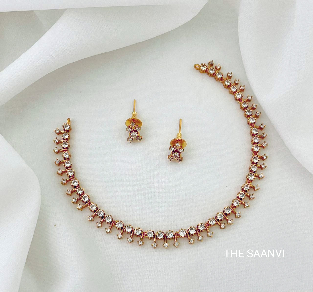 MIYA AD STONE NECKLACE SET