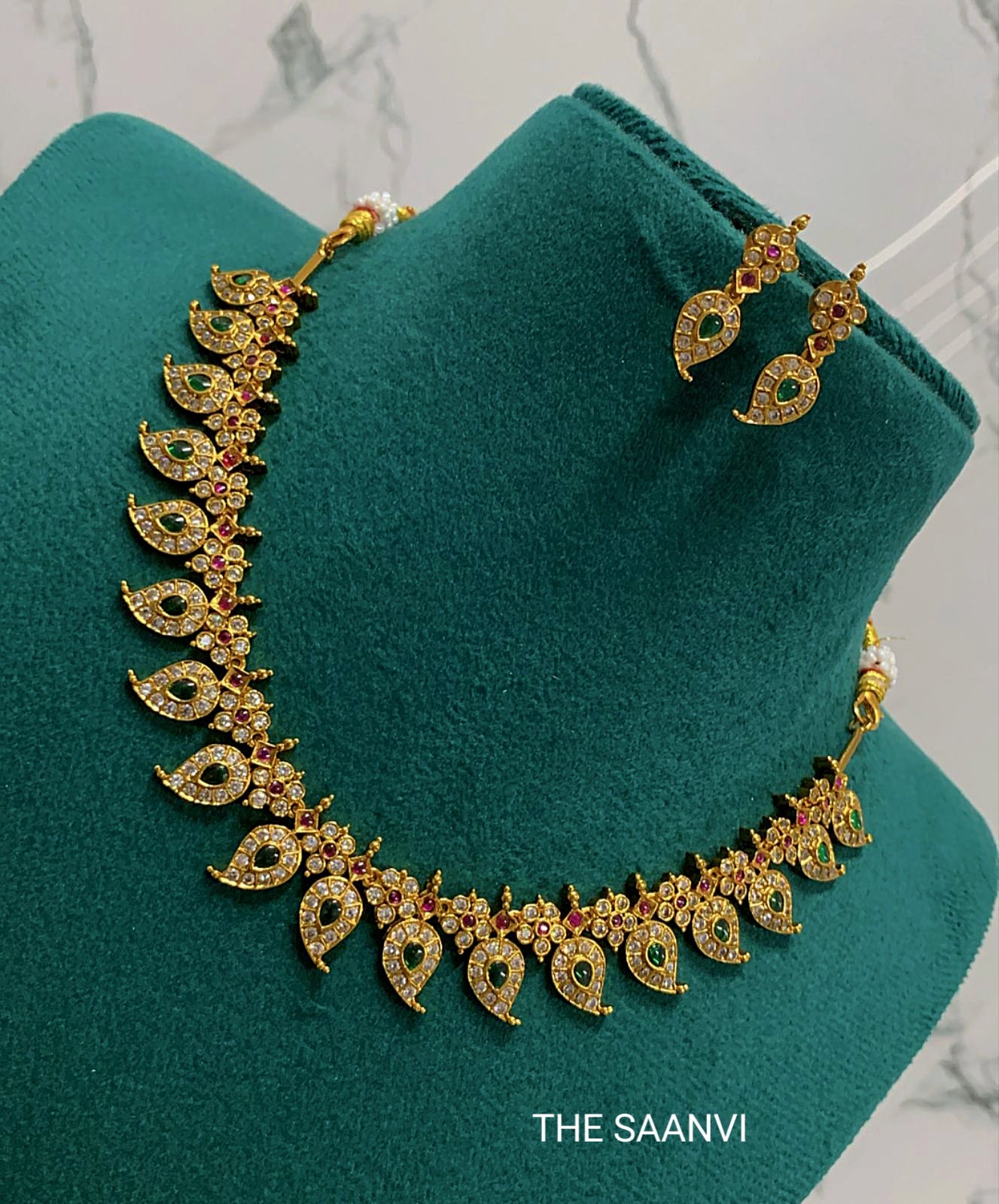 PREMIUM MANGO DESIGN AD NECKLACE SET