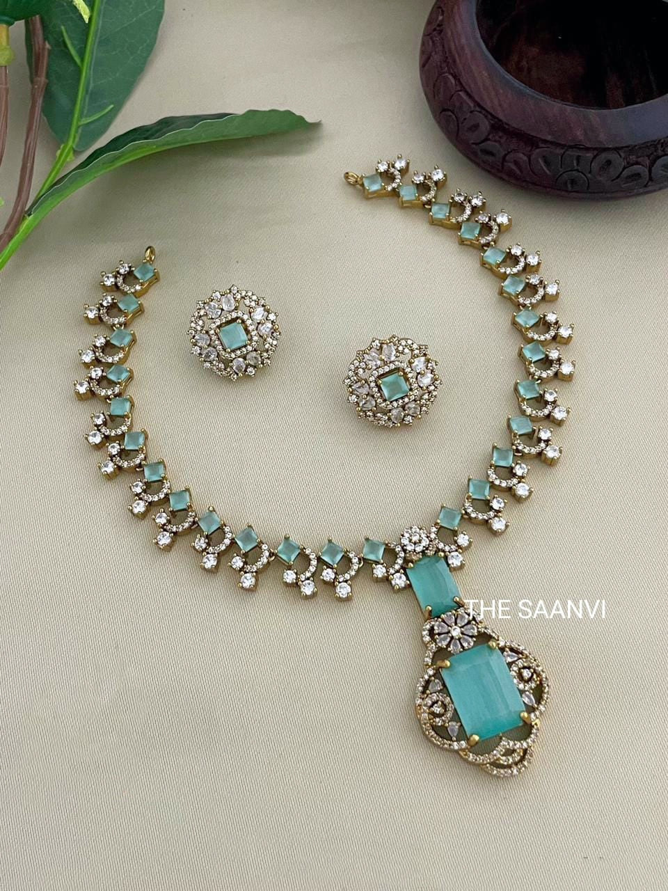 NITA AMBANI REPLICA BLUE AD STONE NECKLACE SET