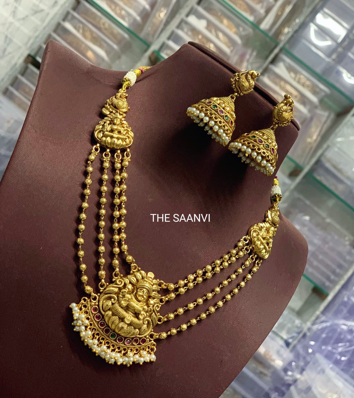 DEVI PREMIUM FOUR LAYER MID-LENGTH NECKLACE SET