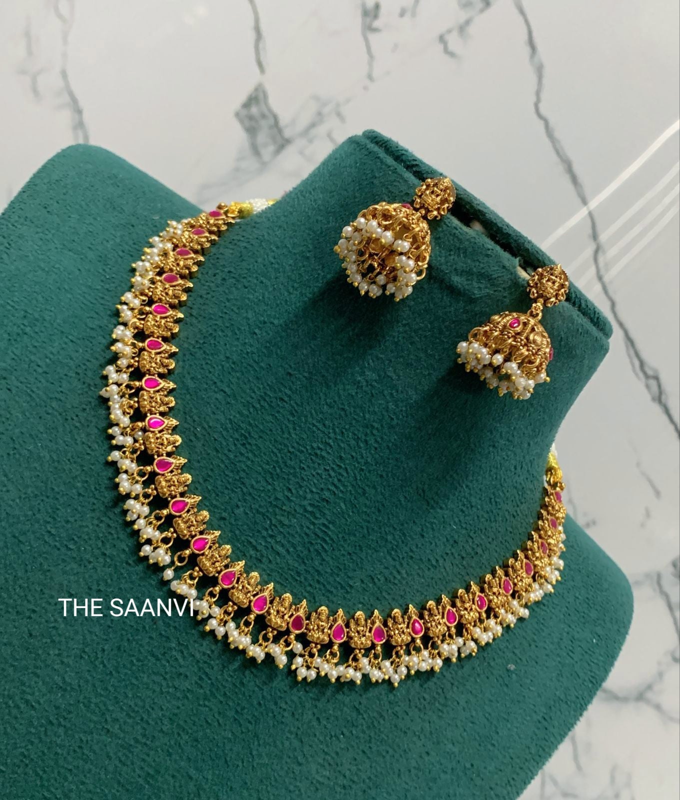 MEENA PEARL DIVINE NECKLACE SET
