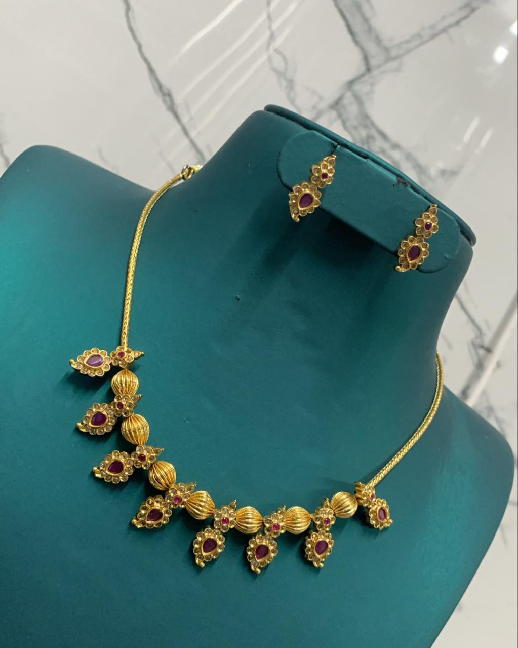 MATT FINISH MANGO DESIGN NECKLACE SET