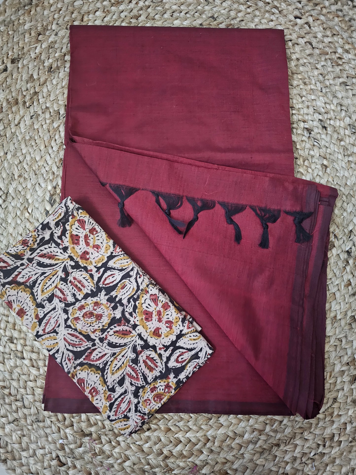 MAROON PLAIN POLY COTTON SAREE WITH ADDITIONAL KALAMKARI BLOUSE