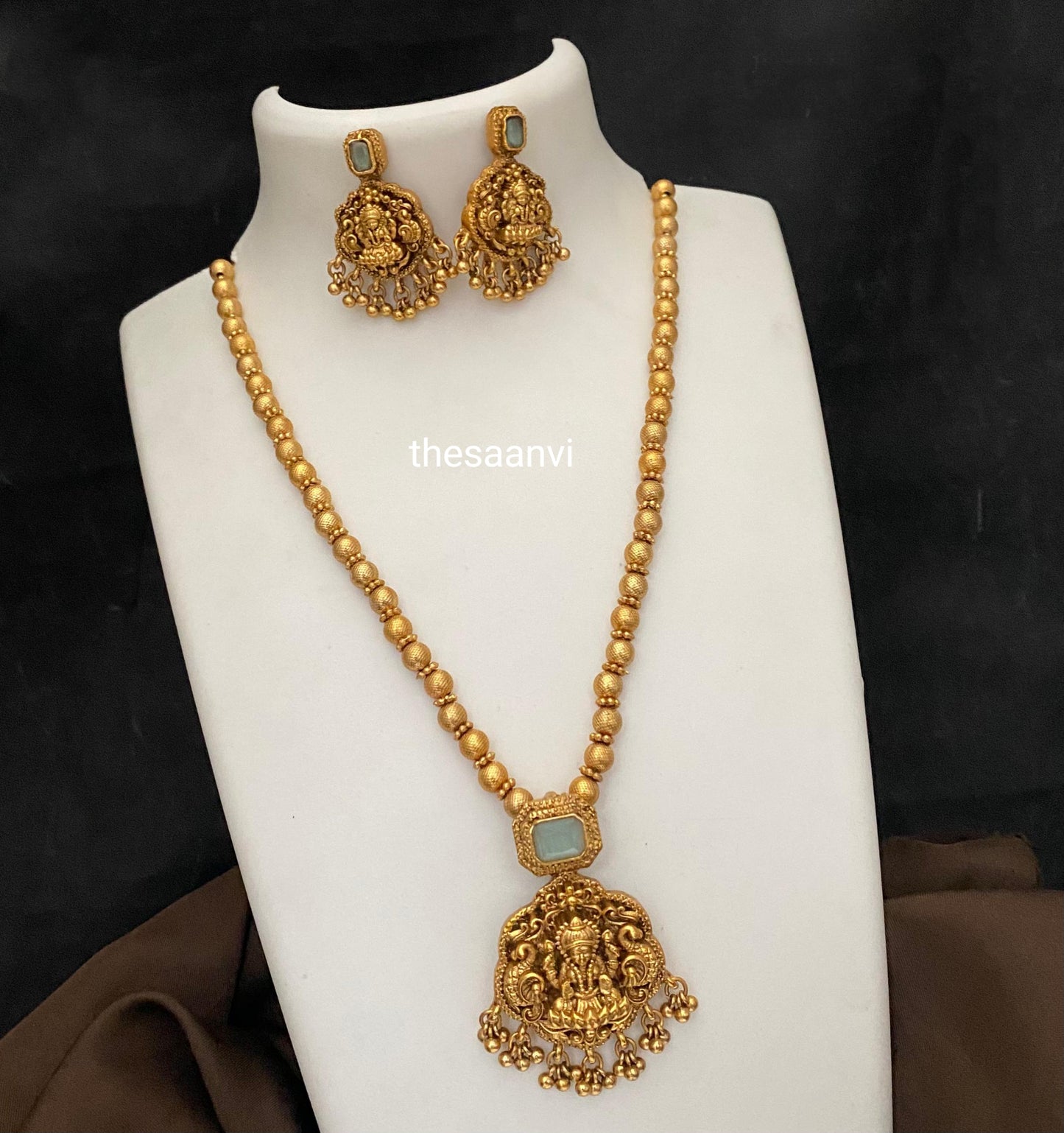 LAKSHMI DOLLAR CHAIN SET