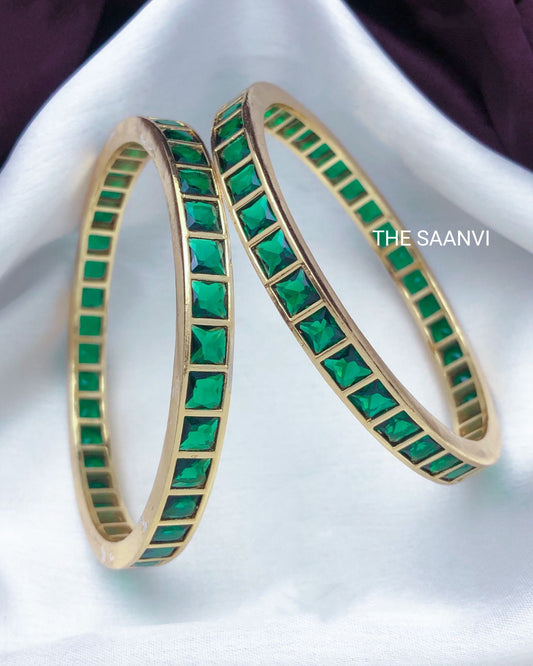 GREEN STONE BANGLES