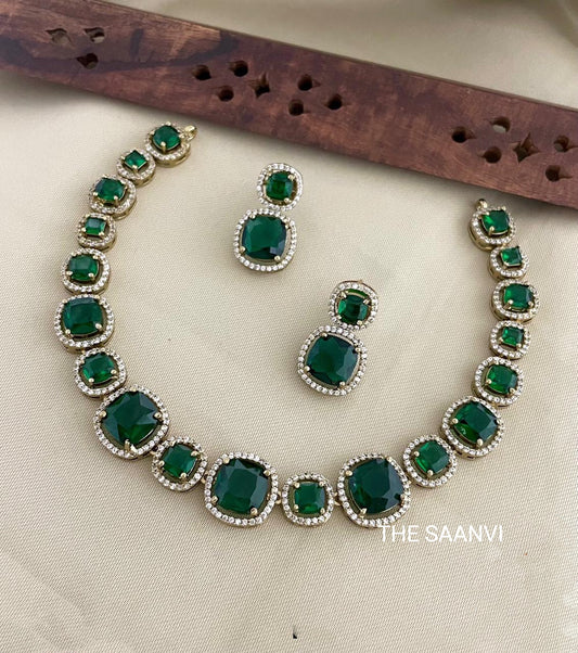 PREMIUM QUALITY AMERICAN DIAMOND GREEN & WHITE STONE NECKLACE SET