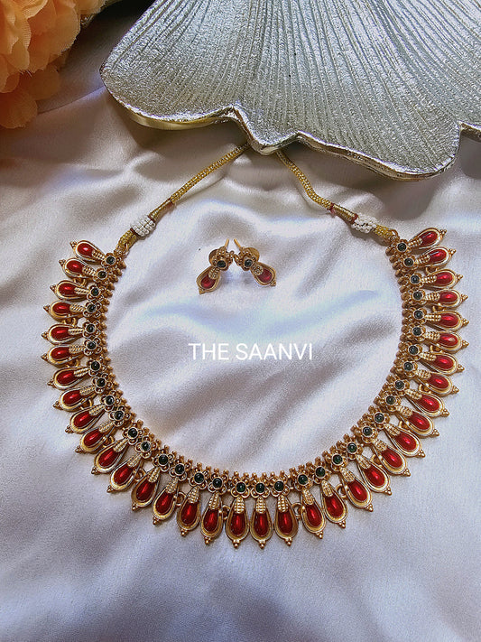 TRADITIONAL RED PALAKKA NECKLACE SET