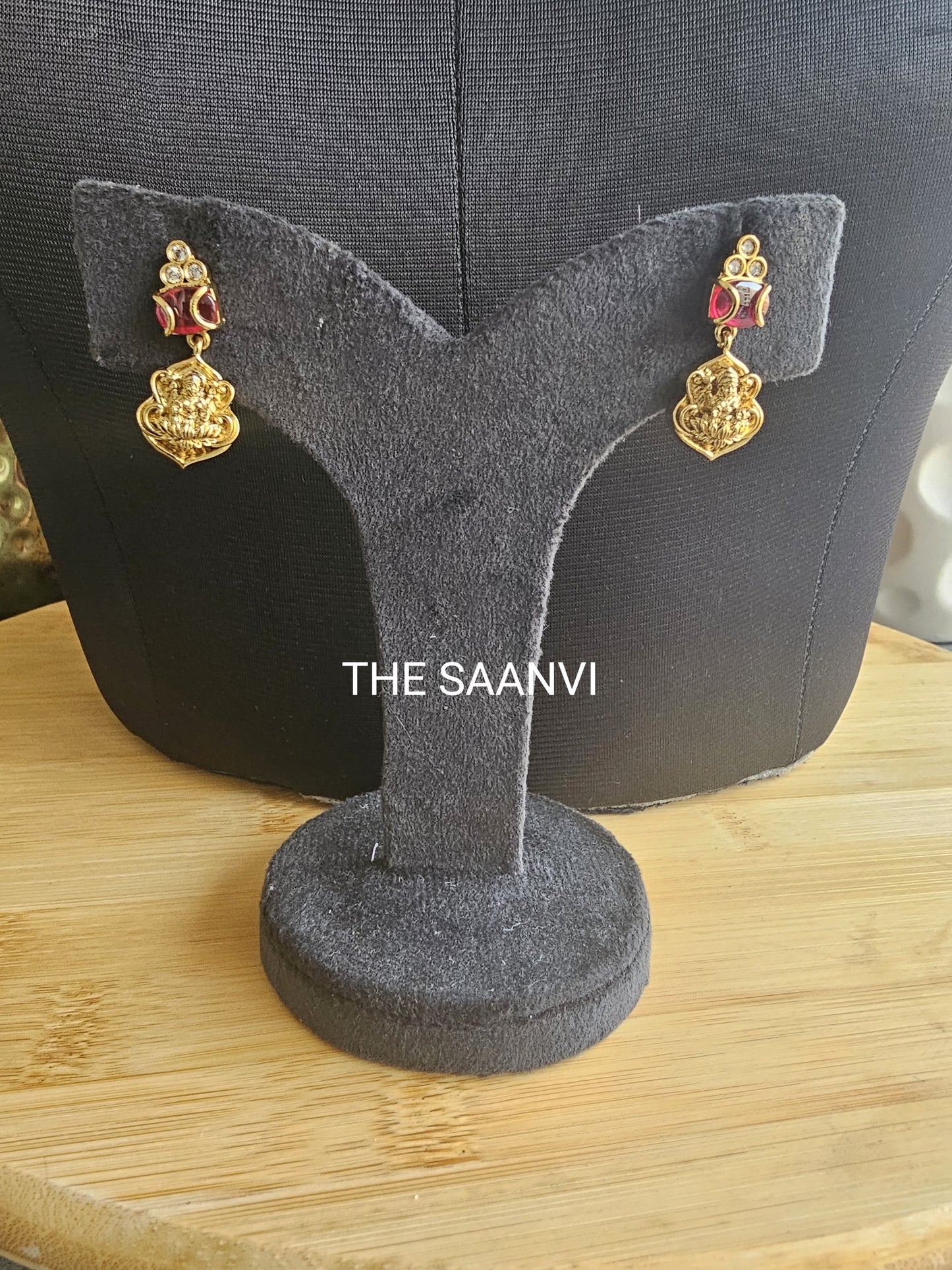 RED KEMPSTONE HARAM SET