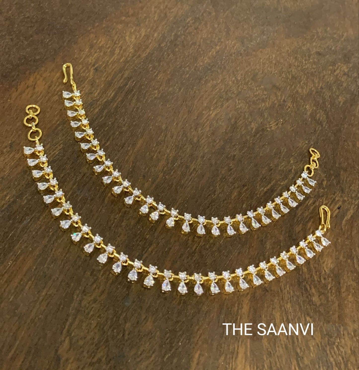 RADHIKA MERCHANT PREMIUM AD EAR CHAIN
