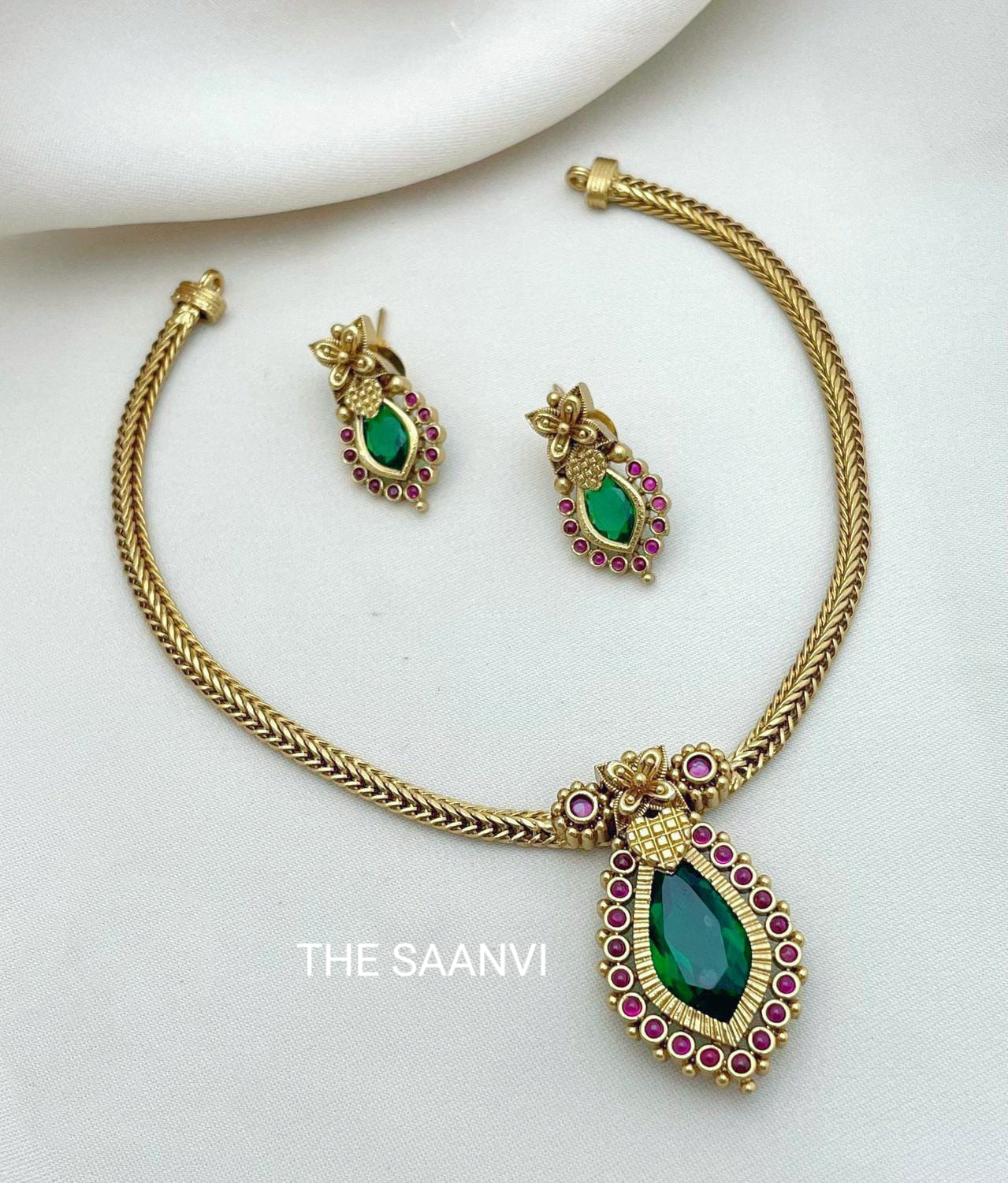 PALAKKA DESIGN NECKLACE SET