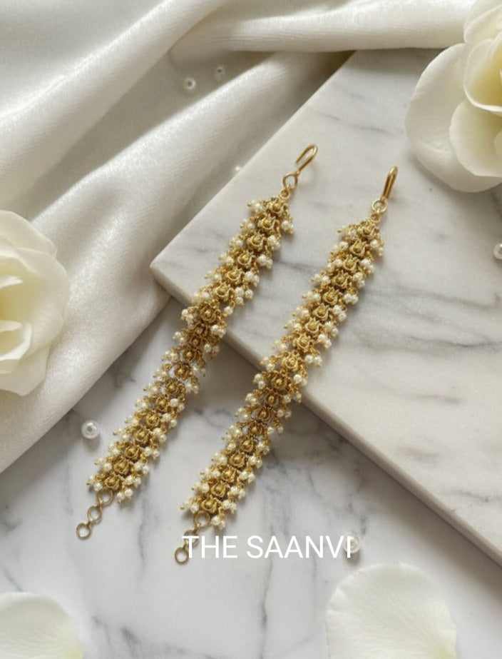 CLUSTER PEARL EAR CHAIN