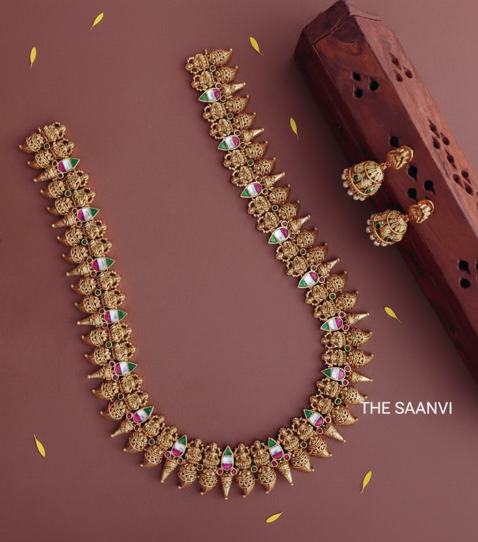 AHAANA KRISHNA INSPIRED PREMIUM ANTIQUE HARAM SET