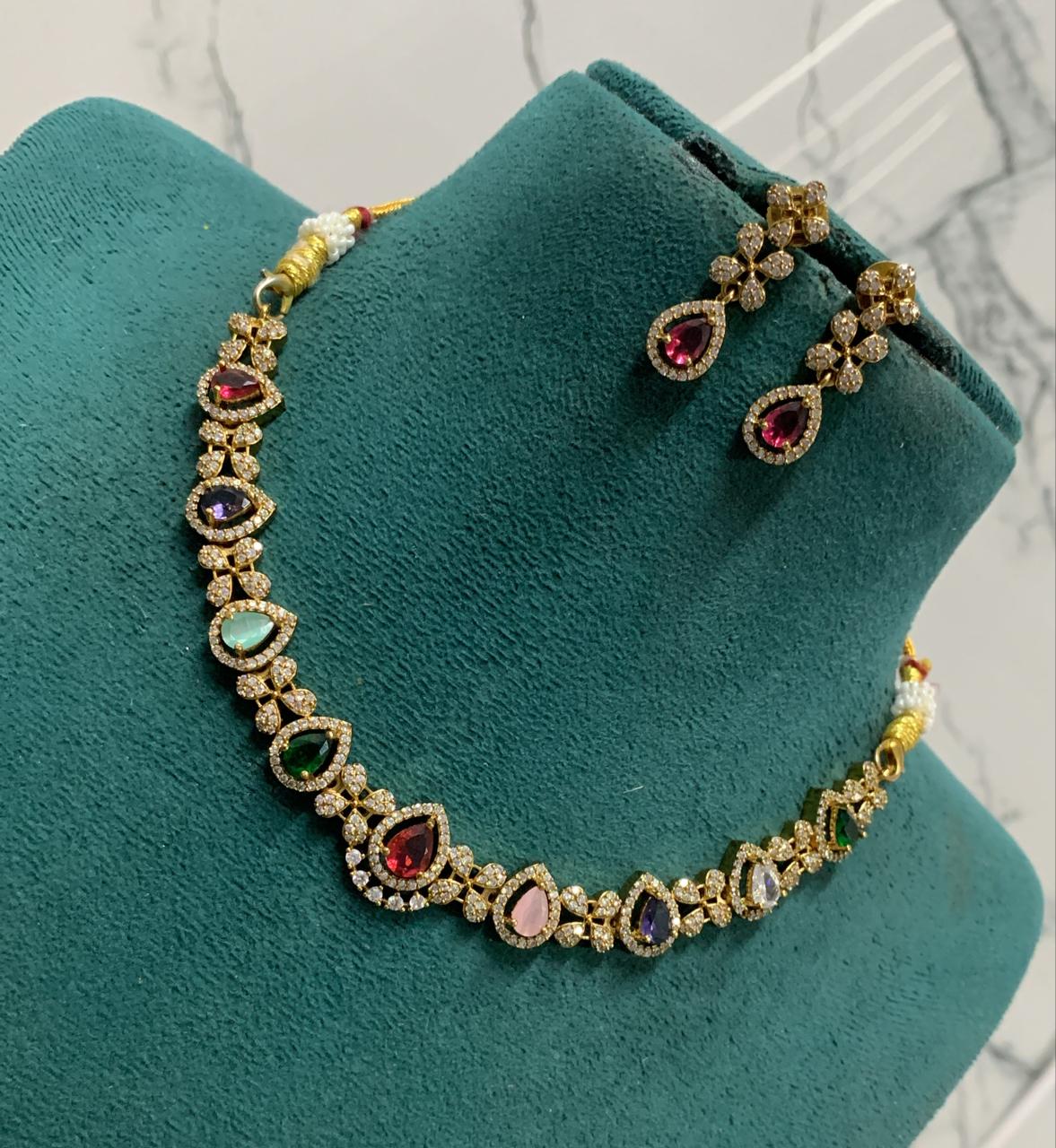 DEWDROP AD MULTICOLOUR STONE NECKLACE