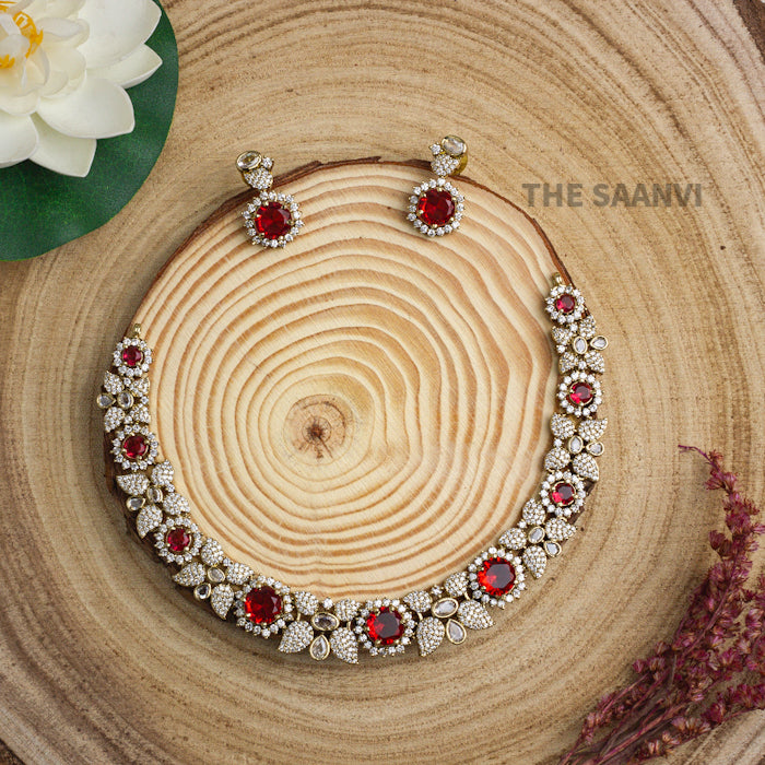 NADHIYA PREMIUM AD STONE NECKLACE